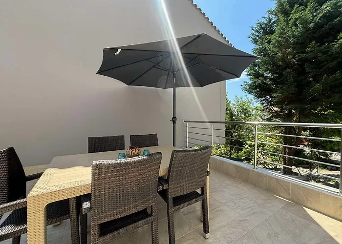 Domi Luxury Kavala